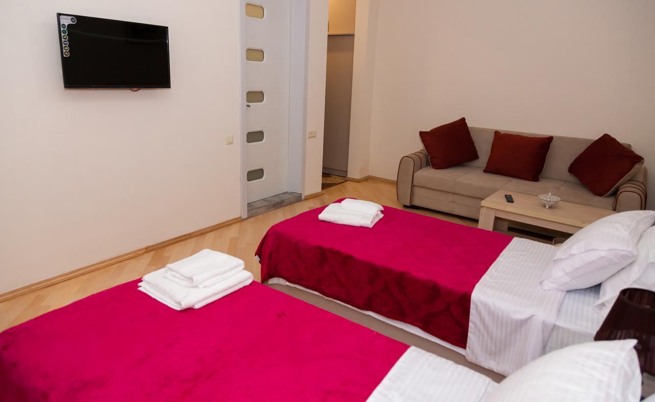 Holiday Rooms Tbilisi Exterior photo