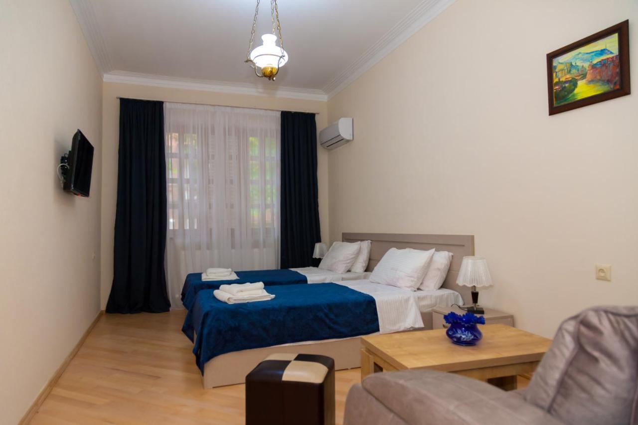 Holiday Rooms Tbilisi Exterior photo